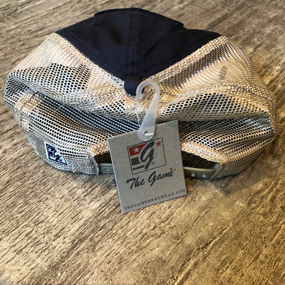 Brand new Georgetown cap! Go Hoyas!!matching t shirt in my closet! - Picture 2 of 4